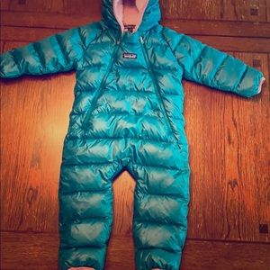 Patagonia snowsuit size 18-24 months